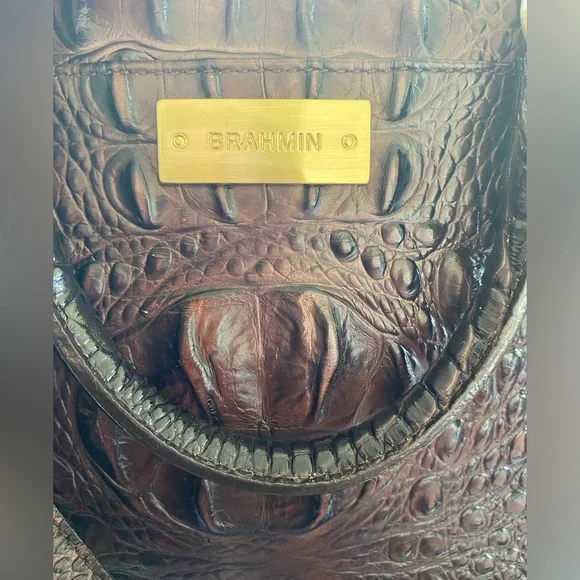 HOST PICK  BRAHMIN BROWN GATOR SHOULDER BAG - Picture 3 of 8